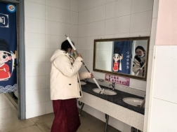 教职工 (9)